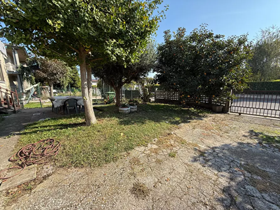 Immagine 13 di Casa bifamiliare in vendita  in Via Presina a Albaredo D'adige