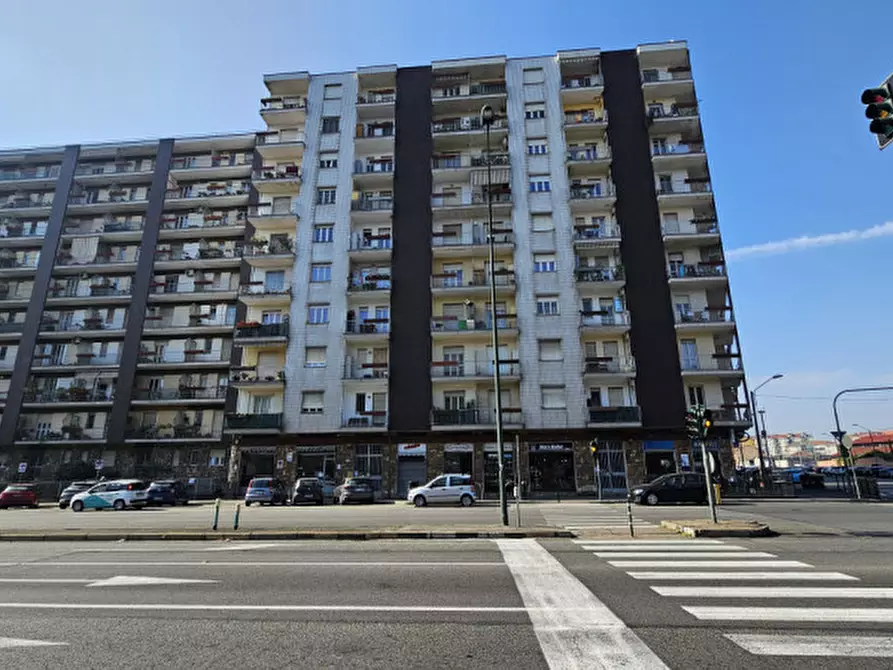 Immagine 2 di Appartamento in vendita  in Via Santa Maria Mazzarello 76 a Torino