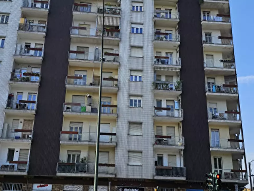 Immagine 3 di Appartamento in vendita  in Via Santa Maria Mazzarello 76 a Torino