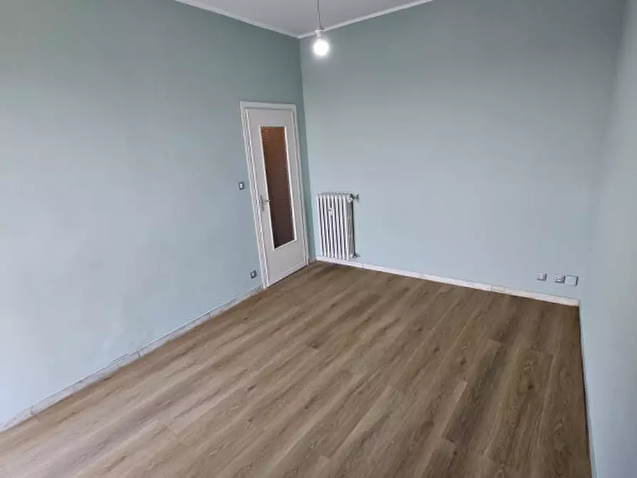 Immagine 9 di Appartamento in vendita  in Via Santa Maria Mazzarello 76 a Torino