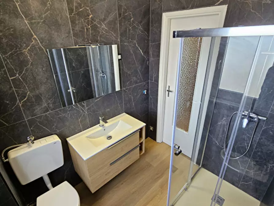 Immagine 17 di Appartamento in vendita  in Via Santa Maria Mazzarello 76 a Torino