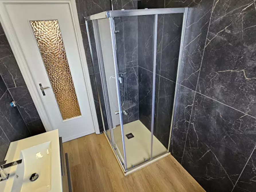 Immagine 18 di Appartamento in vendita  in Via Santa Maria Mazzarello 76 a Torino