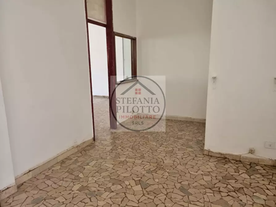 Immagine 4 di Negozio in vendita  in Via Gattamelata a Padova