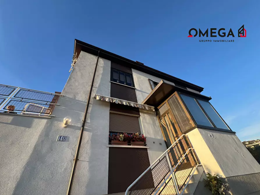 Immagine 3 di Appartamento in vendita  in via Dante Vaglieri 10 a Trieste