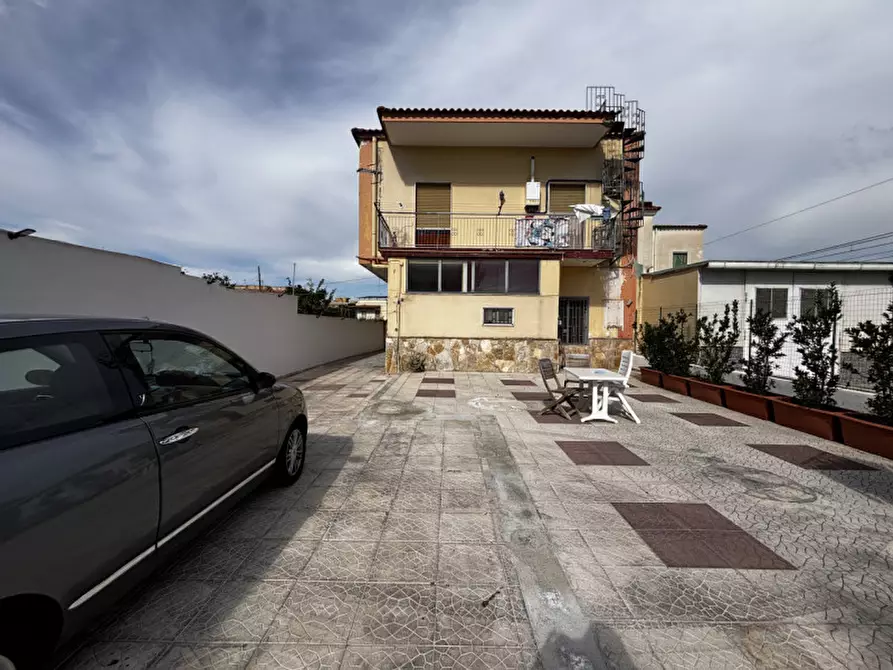 Immagine 3 di Casa indipendente in vendita  in VIA EMILIA N°13 a Torre Del Greco