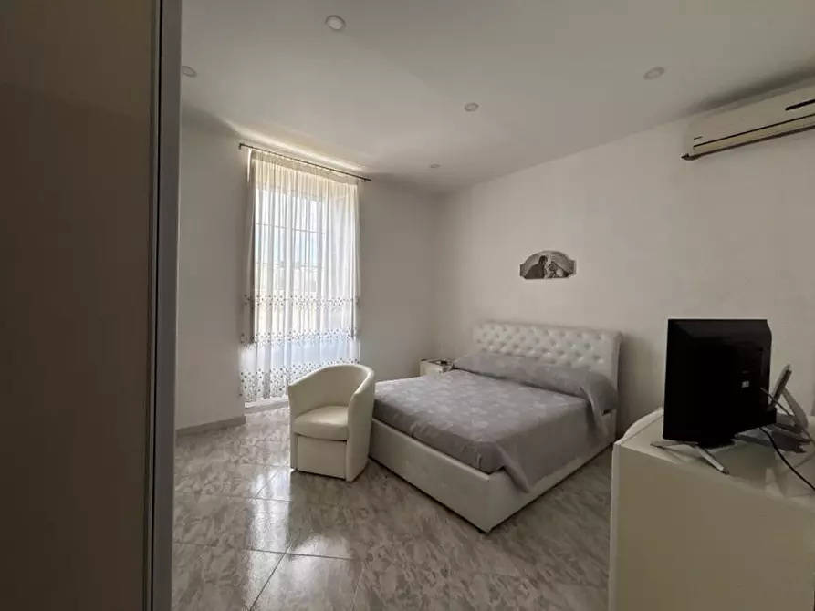 Immagine 15 di Casa indipendente in vendita  in VIA EMILIA N°13 a Torre Del Greco