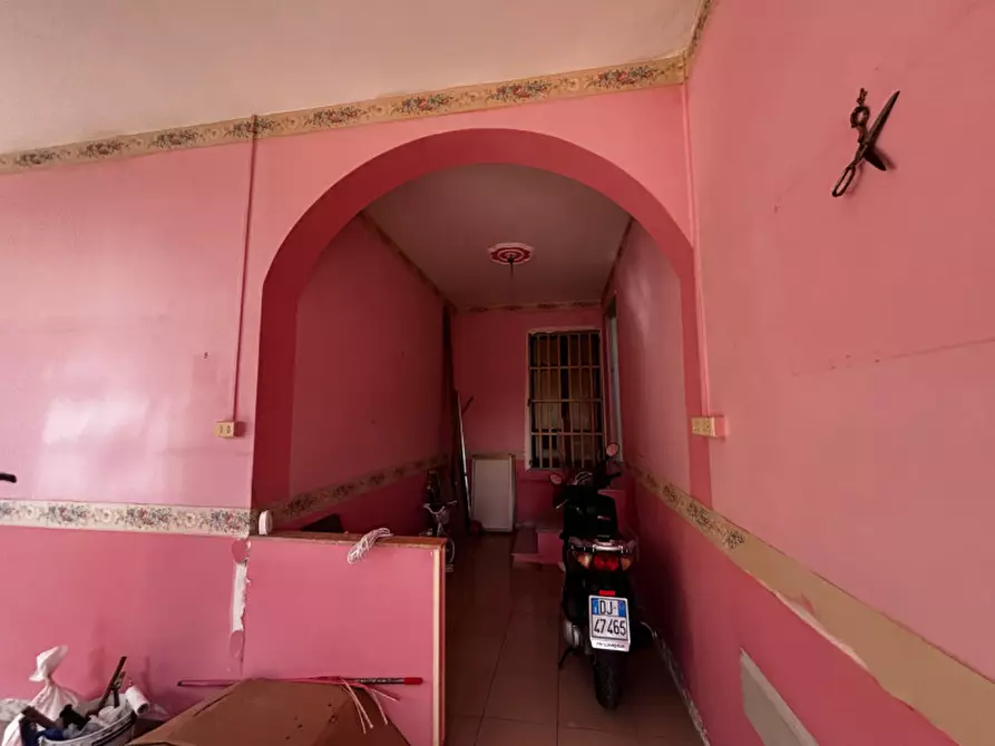 Immagine 18 di Casa indipendente in vendita  in VIA EMILIA N°13 a Torre Del Greco