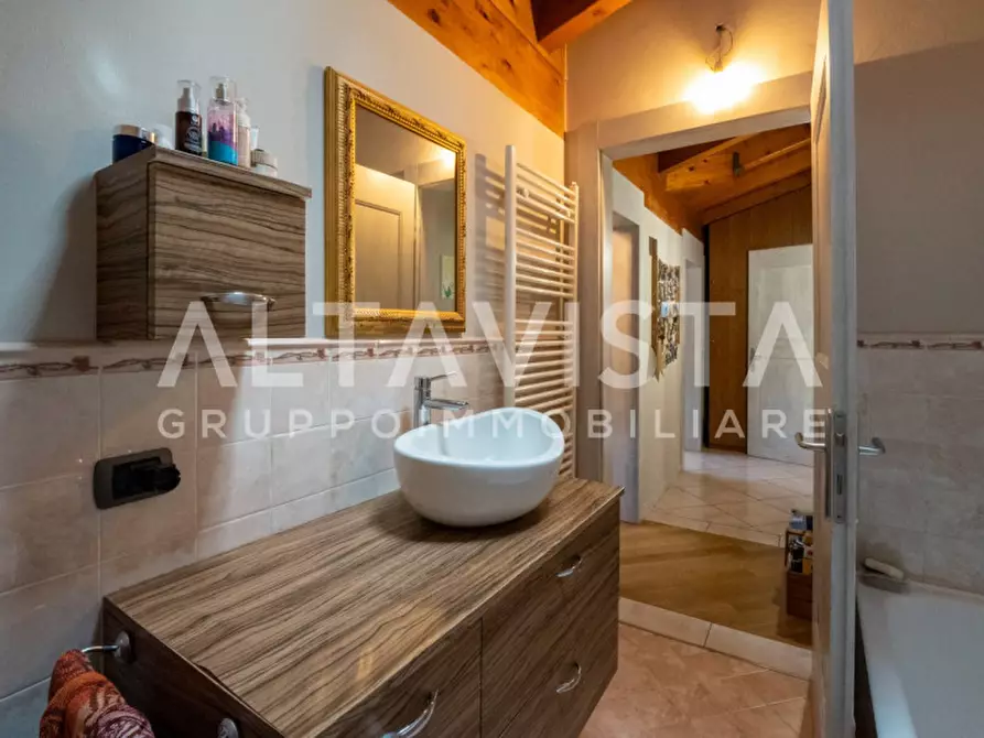 Immagine 41 di Appartamento in vendita  in Via Bonfadini a Nuvolera