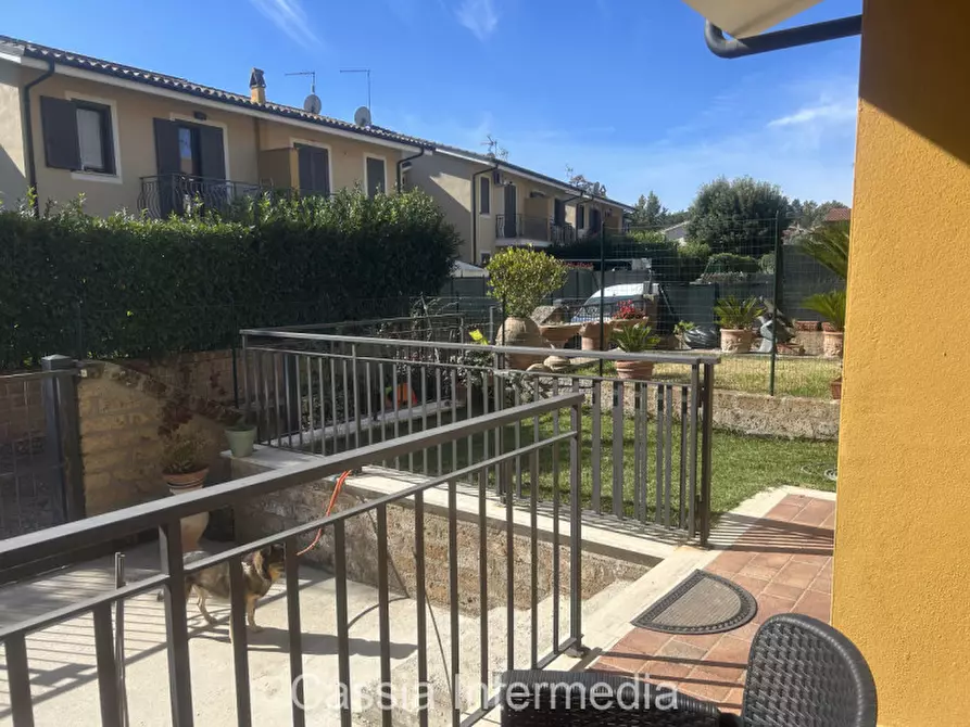 Immagine 6 di Villa in vendita  in Via Tommaso Albinoni 2 a Nepi