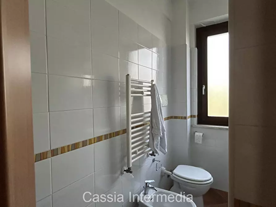 Immagine 14 di Villa in vendita  in Via Tommaso Albinoni 2 a Nepi