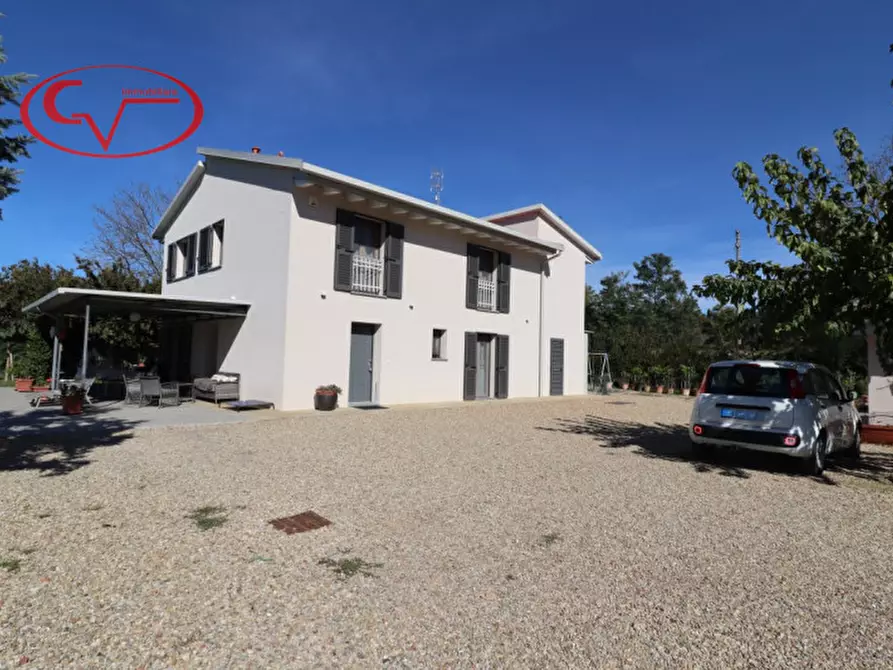 Immagine 8 di Villa in vendita  in via gruccia a San Giovanni Valdarno