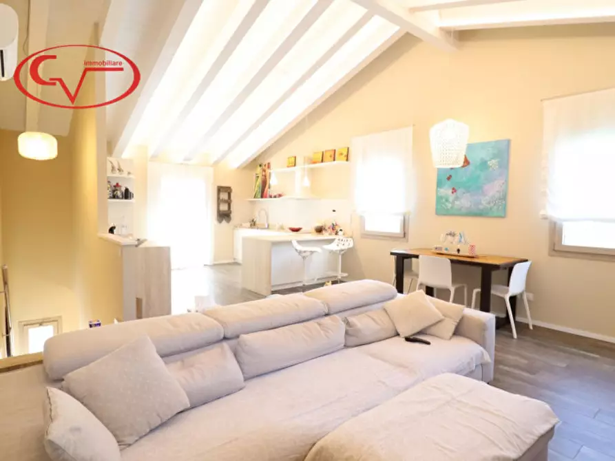 Immagine 19 di Villa in vendita  in via gruccia a San Giovanni Valdarno