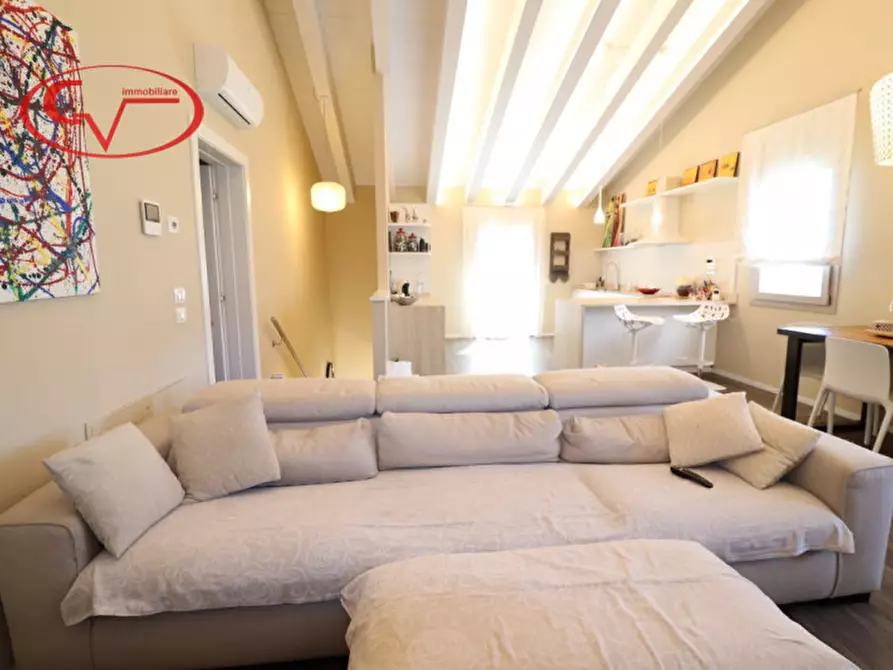 Immagine 21 di Villa in vendita  in via gruccia a San Giovanni Valdarno