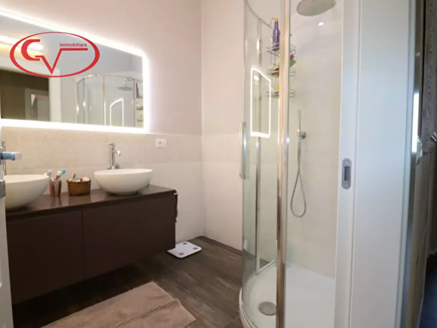 Immagine 22 di Villa in vendita  in via gruccia a San Giovanni Valdarno