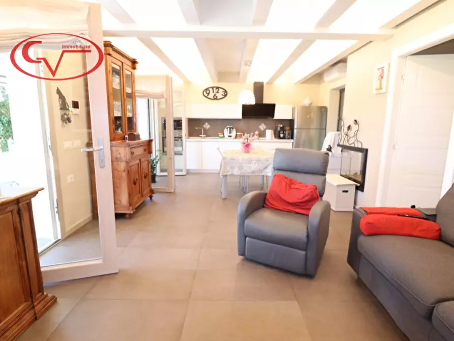 Immagine 37 di Villa in vendita  in via gruccia a San Giovanni Valdarno