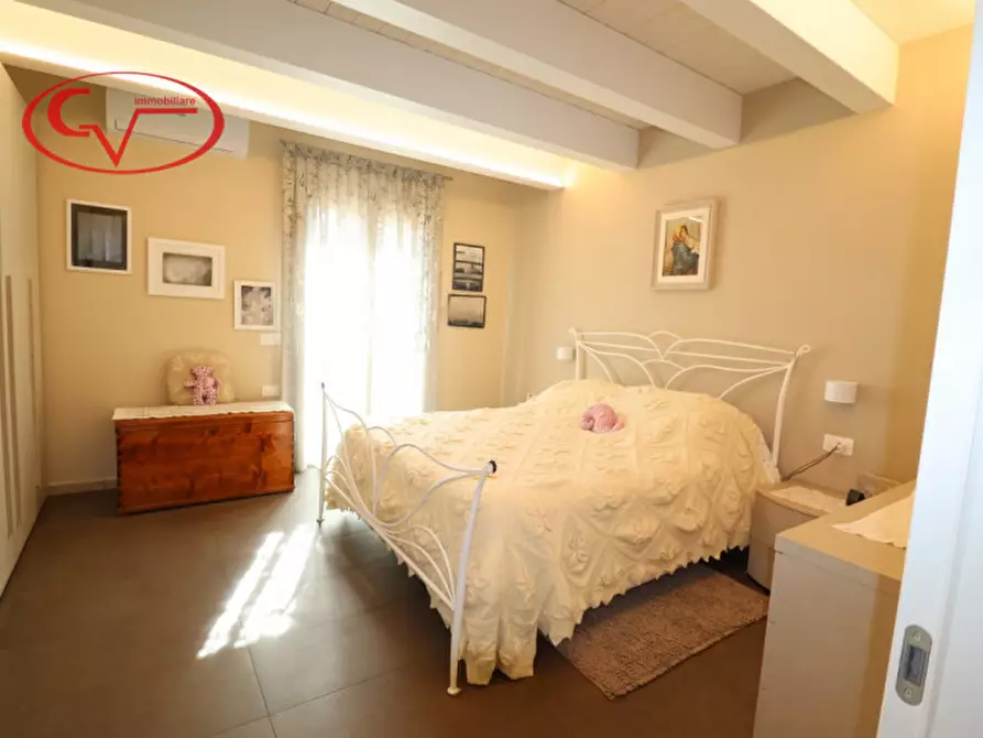 Immagine 39 di Villa in vendita  in via gruccia a San Giovanni Valdarno