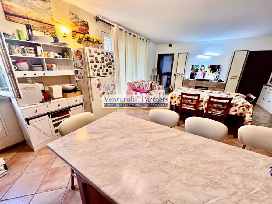 Immagine 5 di Appartamento in vendita  in Via Centenaro a Desenzano Del Garda