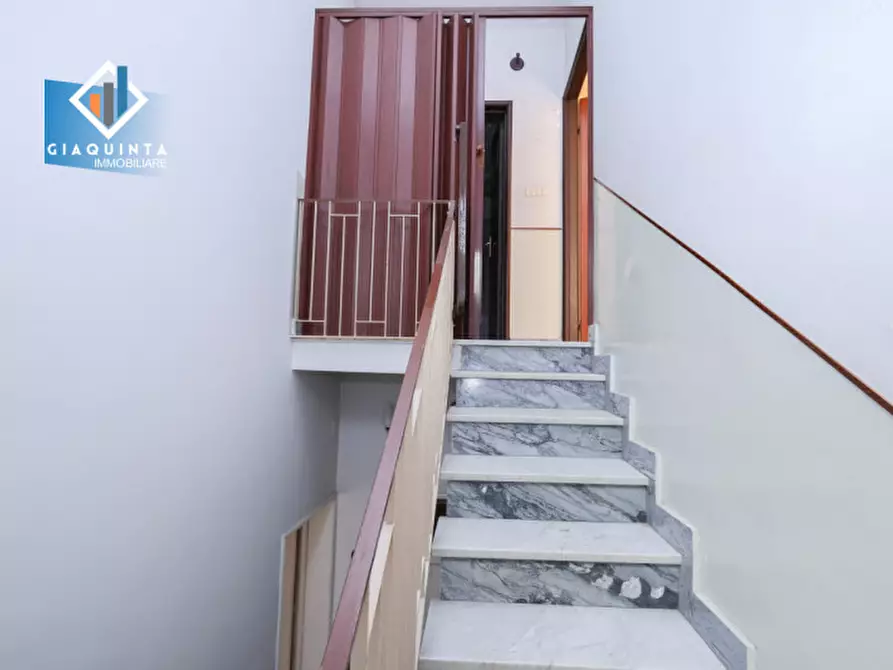 Immagine 16 di Casa indipendente in vendita  in Via Cristoforo Colombo n.05 a Palagonia