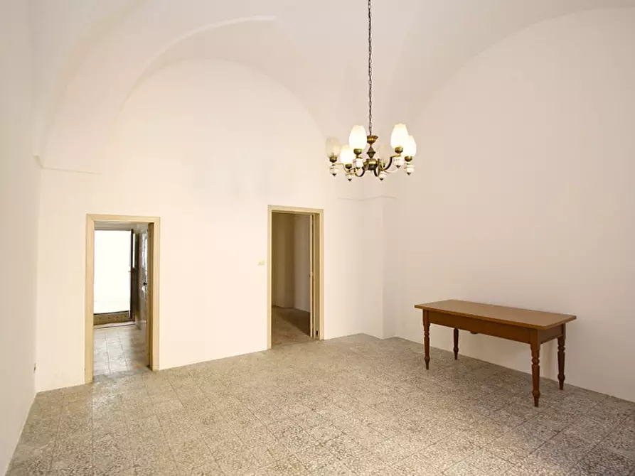 Immagine 3 di Casa indipendente in vendita  in Via Cavour a Parabita