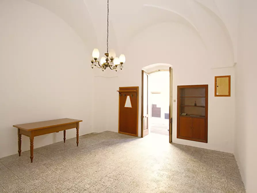 Immagine 5 di Casa indipendente in vendita  in Via Cavour a Parabita