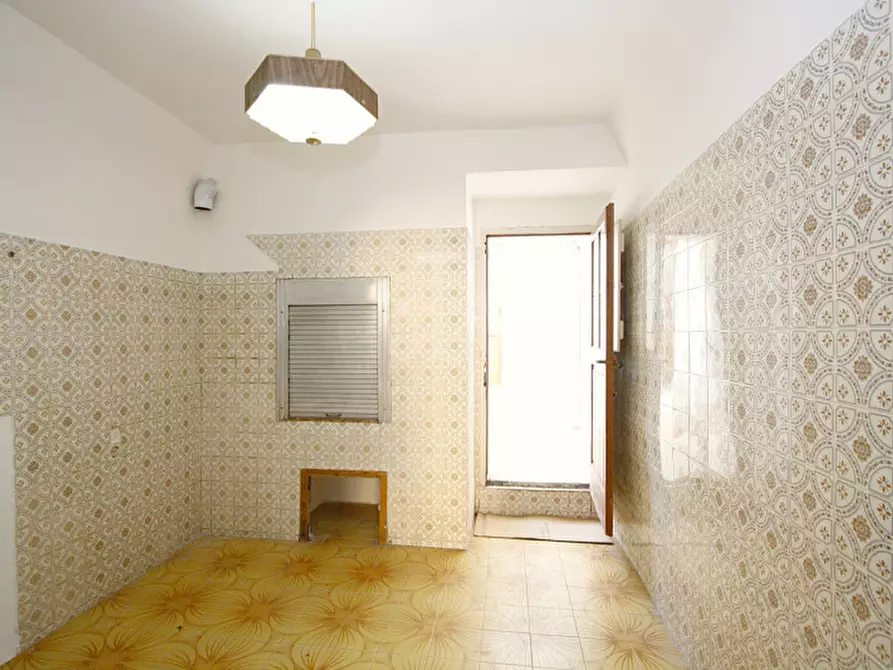 Immagine 11 di Casa indipendente in vendita  in Via Cavour a Parabita