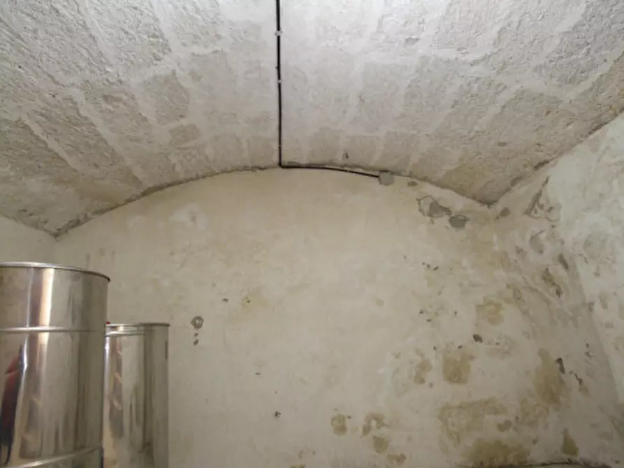 Immagine 18 di Casa indipendente in vendita  in Via Cavour a Parabita