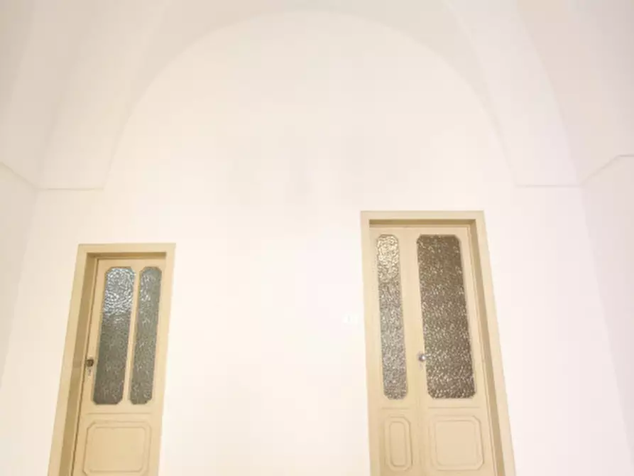 Immagine 25 di Casa indipendente in vendita  in Via Cavour a Parabita