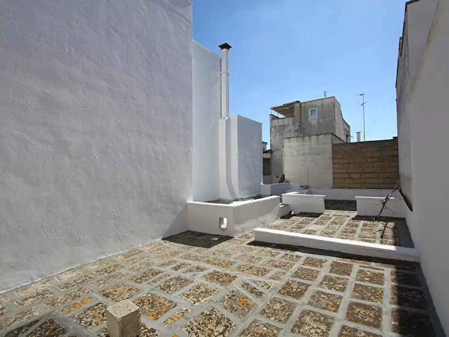 Immagine 27 di Casa indipendente in vendita  in Via Cavour a Parabita