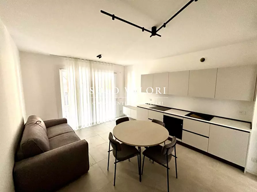 Immagine 13 di Appartamento in vendita  in Piazza Mazzini a Jesolo