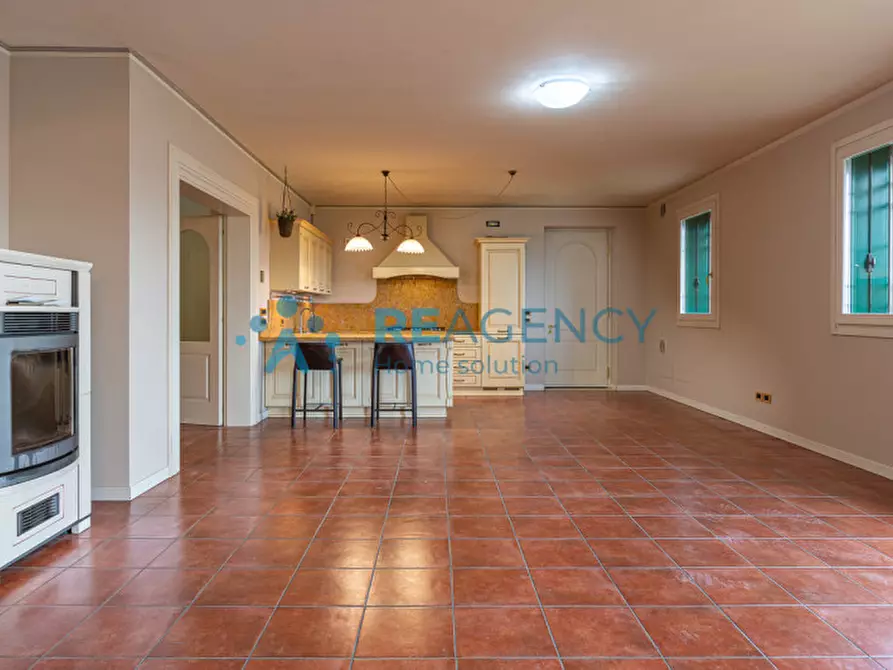 Immagine 3 di Villa in vendita  in Via Calvarina 38 a Arzignano