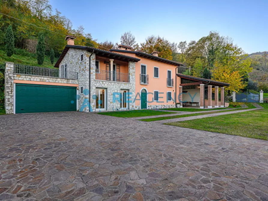 Immagine 15 di Villa in vendita  in Via Calvarina 38 a Arzignano