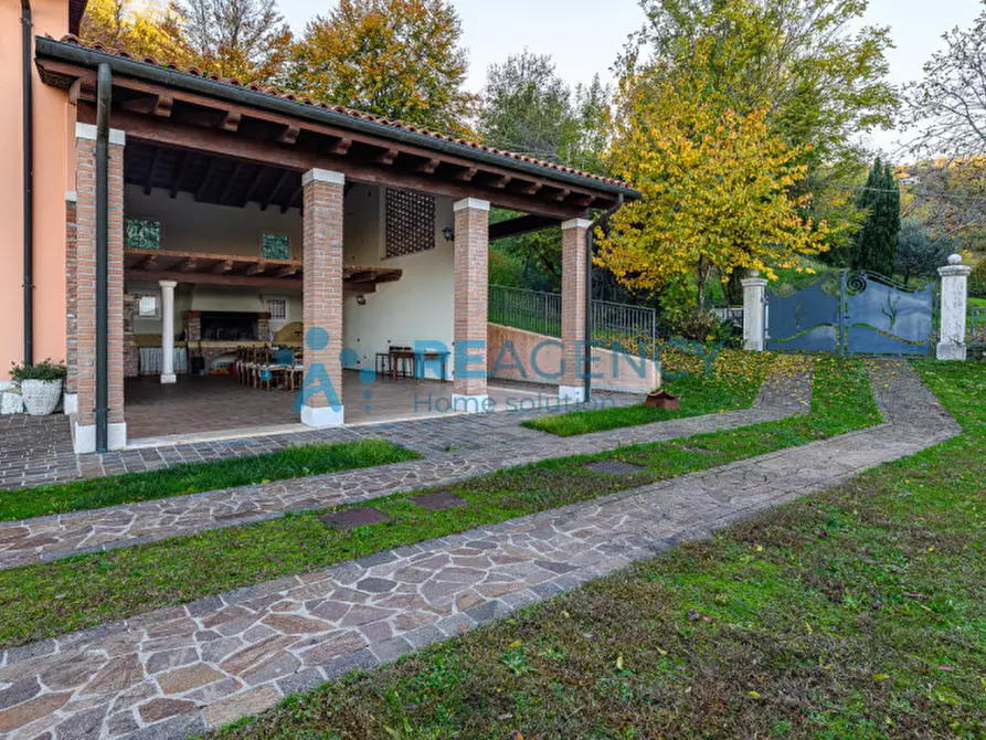Immagine 18 di Villa in vendita  in Via Calvarina 38 a Arzignano