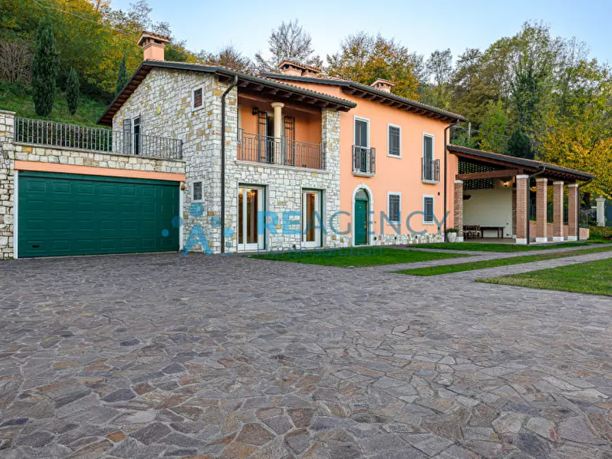 Immagine 20 di Villa in vendita  in Via Calvarina 38 a Arzignano
