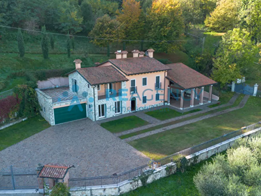 Immagine 38 di Villa in vendita  in Via Calvarina 38 a Arzignano