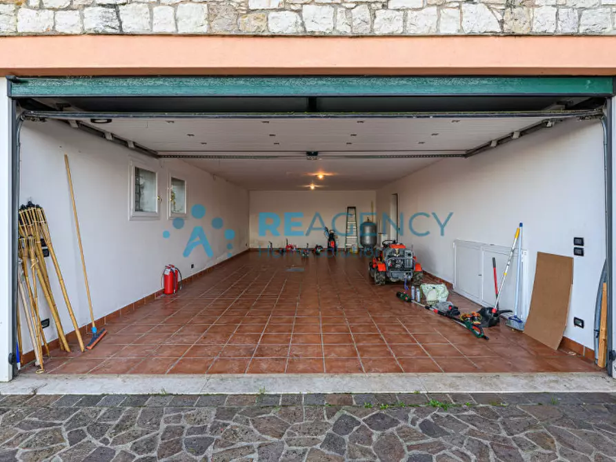 Immagine 39 di Villa in vendita  in Via Calvarina 38 a Arzignano