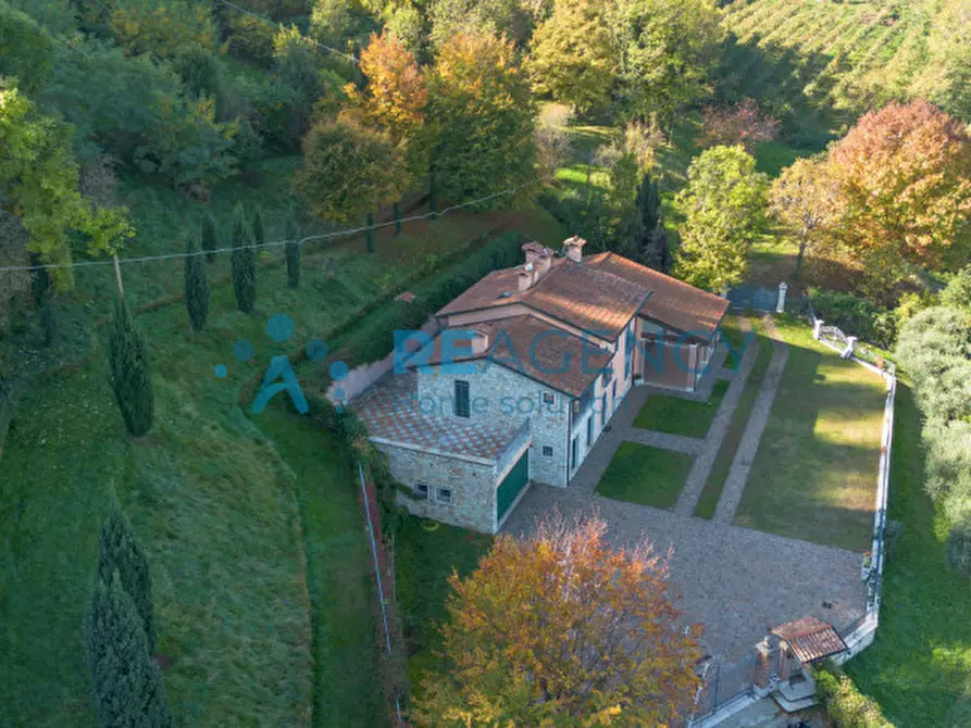 Immagine 41 di Villa in vendita  in Via Calvarina 38 a Arzignano