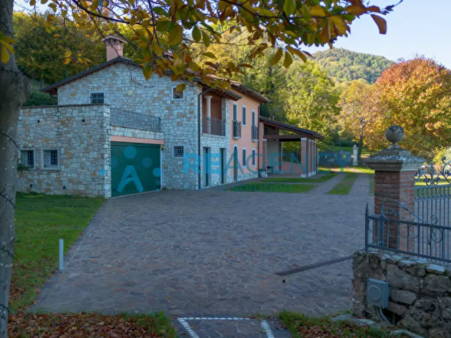 Immagine 51 di Villa in vendita  in Via Calvarina 38 a Arzignano