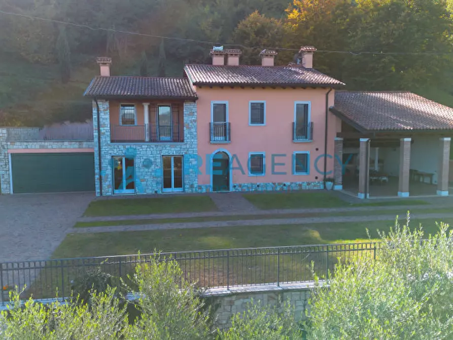 Immagine 56 di Villa in vendita  in Via Calvarina 38 a Arzignano