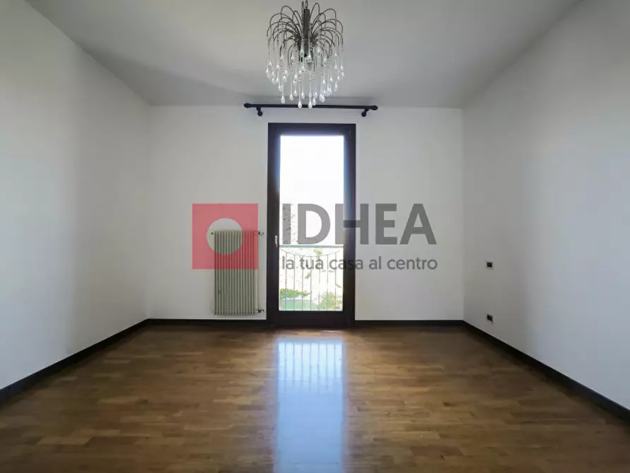 Immagine 16 di Appartamento in vendita  in Via Fratelli Bandiera a Silea