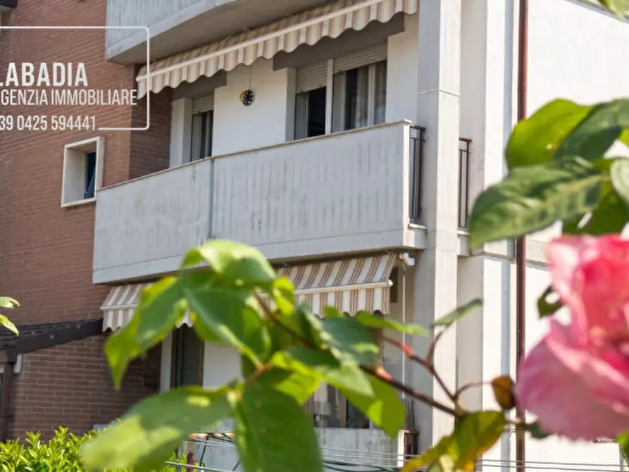 Immagine 1 di Appartamento in vendita  in Via Giovanni Pascoli 187/3 a Badia Polesine