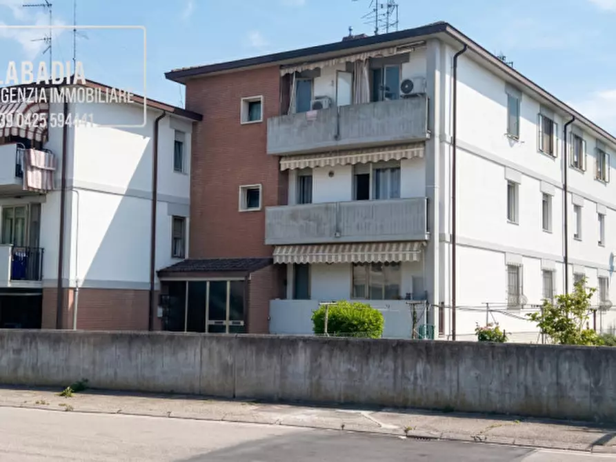 Immagine 22 di Appartamento in vendita  in Via Giovanni Pascoli 187/3 a Badia Polesine