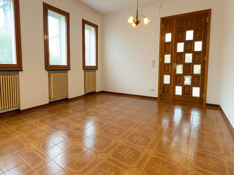 Immagine 4 di Casa indipendente in vendita  in Via Damiano Chiesa a Selvazzano Dentro