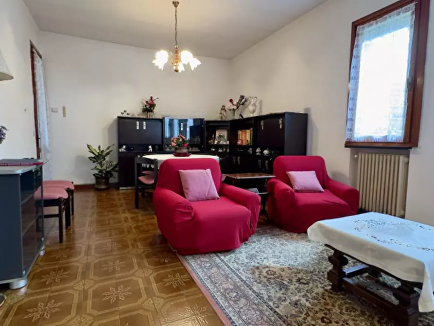 Immagine 5 di Casa indipendente in vendita  in Via Damiano Chiesa a Selvazzano Dentro