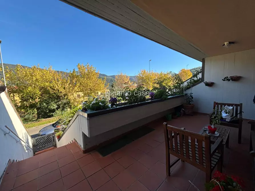 Immagine 1 di Villetta a schiera in vendita  in Via Guglielmo Vitali a Vaiano