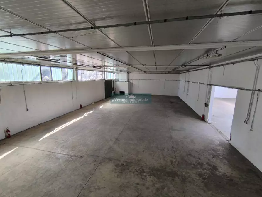 Immagine 1 di Capannone industriale in affitto  in Isola Rizza a Isola Rizza