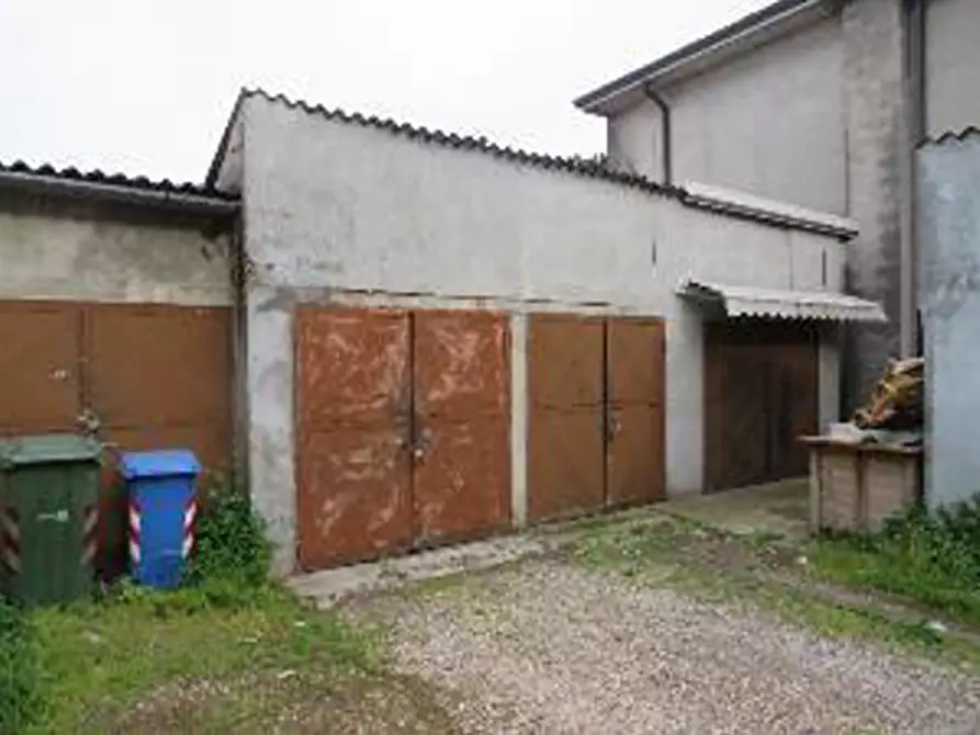 Immagine 14 di Appartamento in vendita  in Corso Cesare Battisti 227 a Sanguinetto