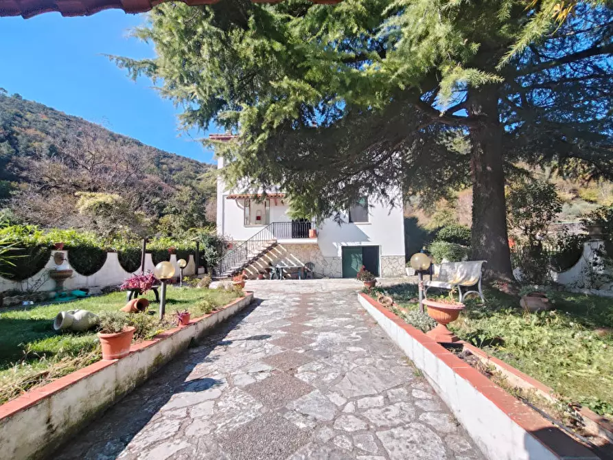 Immagine 5 di Casa bifamiliare in vendita  in Strada di Mazzelvetta a Terni