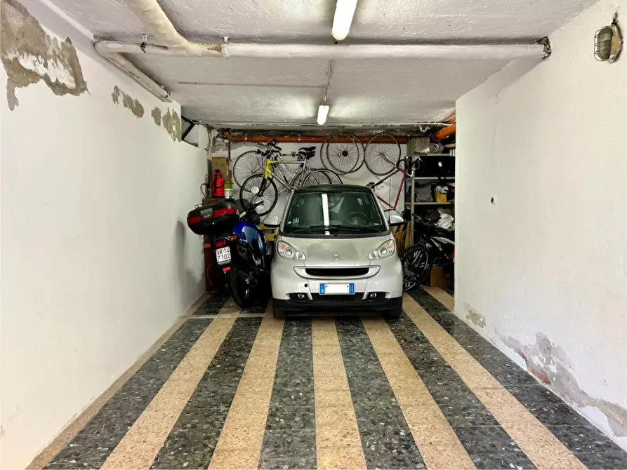 Immagine 27 di Appartamento in vendita  in Via Sergio Failoni 7 a Verona