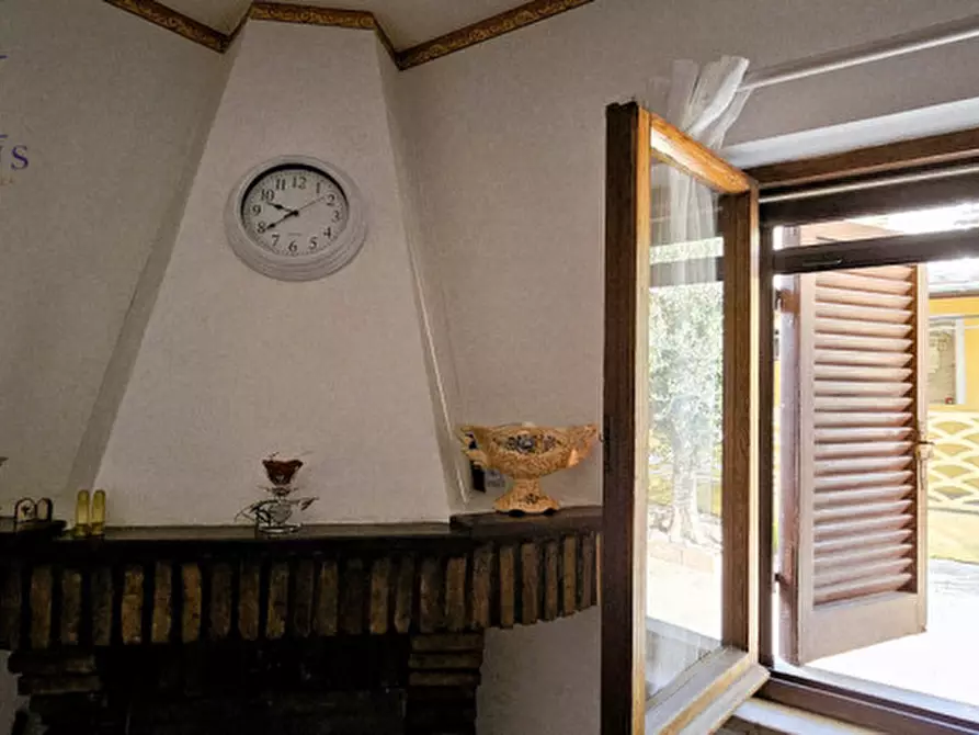 Immagine 6 di Casa indipendente in vendita  a Fano