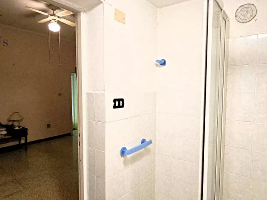 Immagine 12 di Casa indipendente in vendita  a Fano